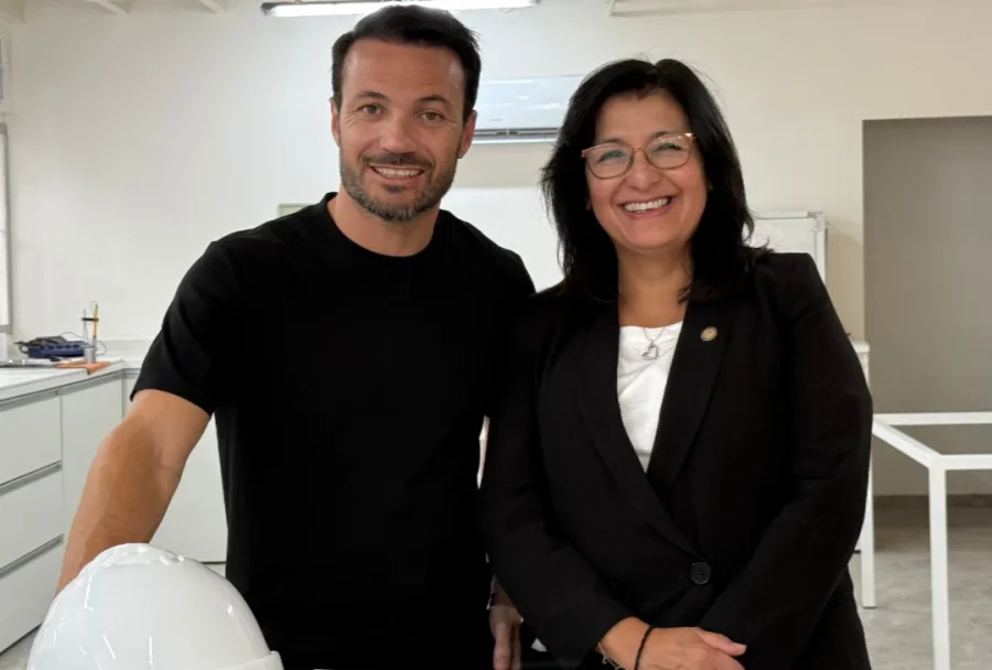 Firma de Acta Compromiso con Kolormax